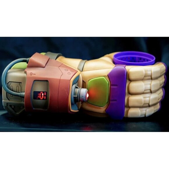 Disney- Exclusive Disney Park Buzz Lightyear Gauntlet Cup Holder New in Bag - Picture 1 of 5